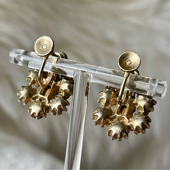 VTG|Floral Screw Back Pearls Pink Green Crystals Rhinestones Three Leaf Earrings - Picture 5 of 11